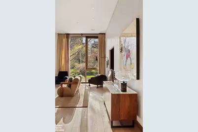 50 Gramercy Park N #3B, New York City, NY 10010 - Photo 3