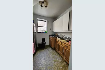 319 E 105th Street #6B, New York City, NY 10029 - Photo 5