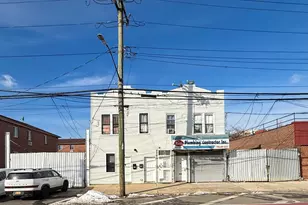 10211 Glenwood Rd, Brooklyn, NY 11236 - Photo 3