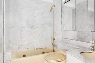 710 Park Ave, New York City, NY 10021 - Photo 7