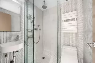 33 W 93rd St, New York, NY 10025 - Photo 13