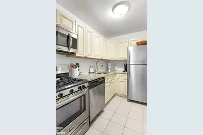 340 E 74th Street #11A, New York, NY 10021 - Photo 3