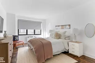 340 E 74th St, New York City, NY 10021 - Photo 3