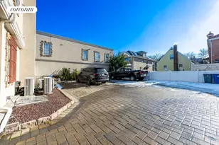 162-12-16 77th Rd, New York City, NY 11366 - Photo 11