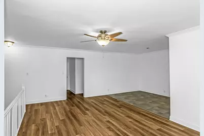 78-07 Springfield Boulevard #UPPER, New York City, NY 11364 - Photo 5