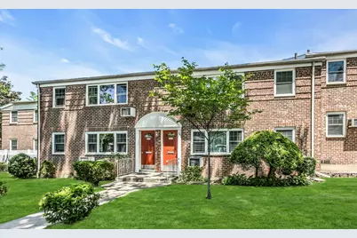 78-07 Springfield Boulevard #UPPER, New York City, NY 11364 - Photo 19