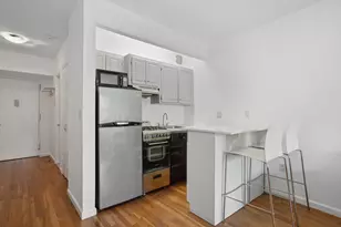 186 W 80th St, New York City, NY 10024 - Photo 3