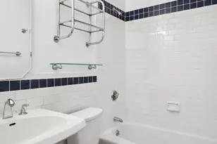 186 W 80th St, New York, NY 10024 - Photo 5