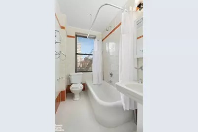 140 E 95th Street #5C, New York City, NY 10128 - Photo 11