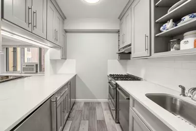 1 Gracie Terrace #6K, New York City, NY 10028 - Photo 3
