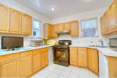 63-10 Saunders Street #HOUSE, New York City, NY 11374 - Photo 21