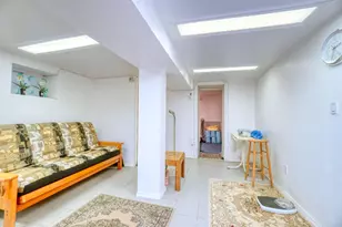 63-10 Saunders St, New York City, NY 11374 - Photo 25