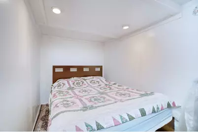 63-10 Saunders Street #HOUSE, New York City, NY 11374 - Photo 23