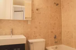 304 W 92nd St, New York, NY 10025 - Photo 3