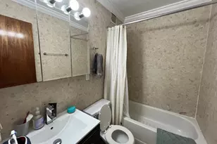 304 W 92nd St, New York, NY 10025 - Photo 5