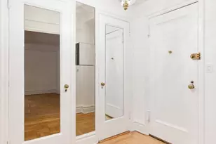 30 Beekman Pl, New York City, NY 10022 - Photo 9