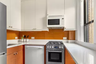 319 W 18th St, New York City, NY 10011 - Photo 3