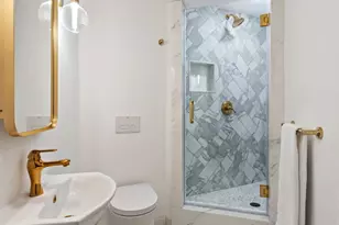 395 Broadway, New York City, NY 10013 - Photo 11