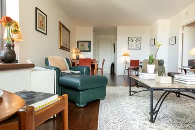 188 E 64th Street #2006, New York, NY 10065 - Photo 5