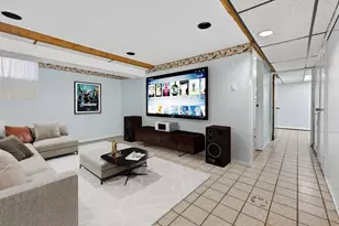 1847 W 9th St, New York City, NY 11223 - Photo 17