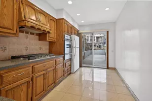 1847 W 9th St, New York City, NY 11223 - Photo 5