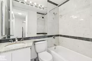 500 W 43rd St, New York City, NY 10036 - Photo 5