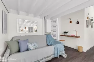 140 W 69th St, New York City, NY 10023 - Photo 3