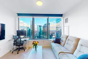 3 Ct Square, New York City, NY 11101 - Photo 3