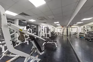 250 E 40th St, New York City, NY 10016 - Photo 19