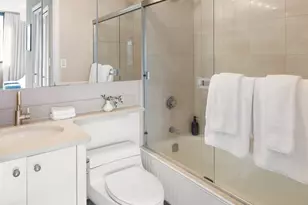 250 E 40th St, New York City, NY 10016 - Photo 11