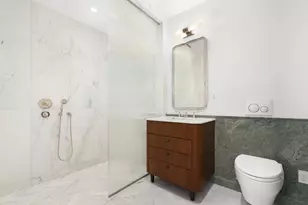 520 5th Ave, New York City, NY 10036 - Photo 5