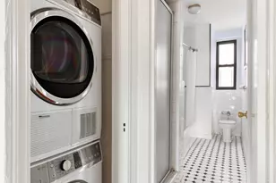 1701 Albemarle Rd, New York City, NY 11226 - Photo 7