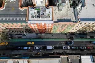 204 W 10th St, New York, NY 10014 - Photo 17