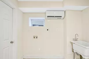 33 Hale Ave, New York City, NY 11208 - Photo 21