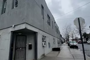 99-02 212th St, New York City, NY 11429 - Photo 3