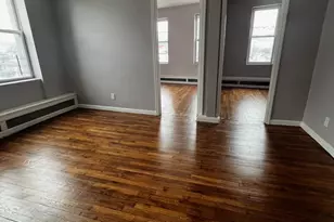 99-02 212th St, New York City, NY 11429 - Photo 17