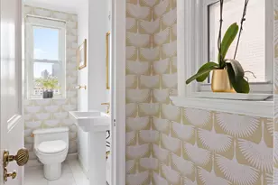 320 E 72nd St, New York City, NY 10021 - Photo 19