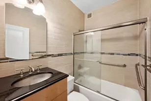 525 E 80th St, New York City, NY 10075 - Photo 11