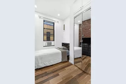 309 E Houston Street #4E, New York, NY 10002 - Photo 5