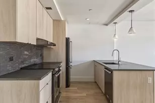 15 E 19th St, New York City, NY 11226 - Photo 3