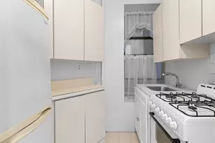 246 E 51st St, New York, NY 10022 - Photo 5