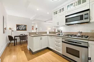 27 W 72nd St, New York, NY 10023 - Photo 3