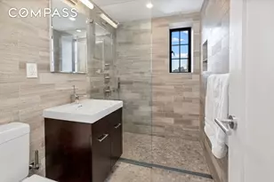 201 W 16th St, New York City, NY 10011 - Photo 5