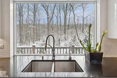 383 W 254th Street, New York City, NY 10471 - Photo 27