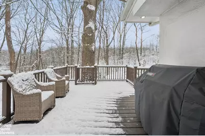 383 W 254th Street, New York City, NY 10471 - Photo 11