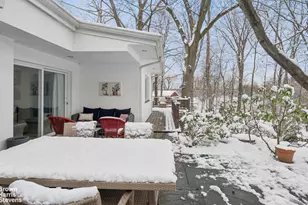 383 W 254th St, New York City, NY 10471 - Photo 9