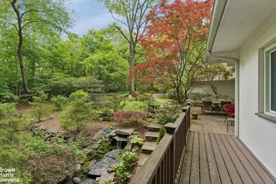 383 W 254th Street, New York City, NY 10471 - Photo 51