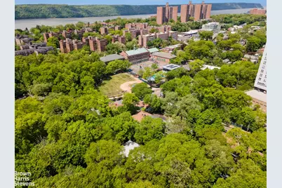 383 W 254th Street, New York City, NY 10471 - Photo 49