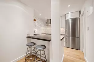 400 E 56th St, New York City, NY 10022 - Photo 9