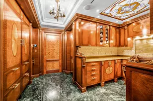 721 5th Ave, New York City, NY 10022 - Photo 5